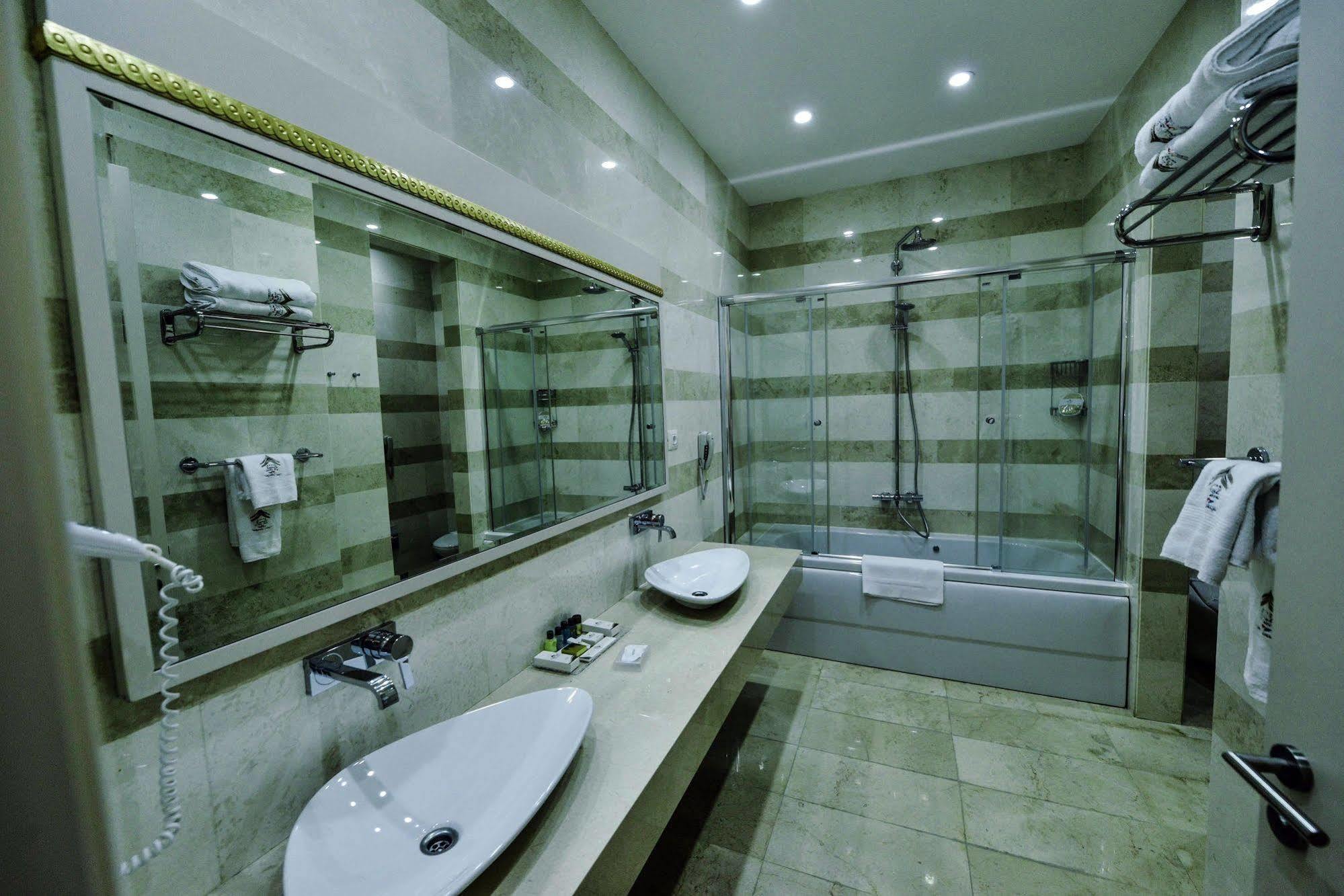 Gabala Garden Hotel Bagian luar foto